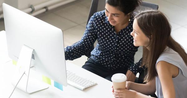 employees discussing employee branding strategy